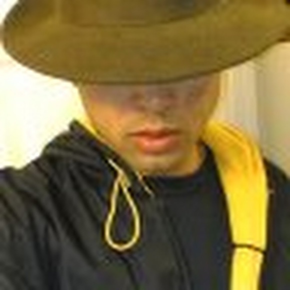 Meet your Posher, Phong - Picture 1 of 1